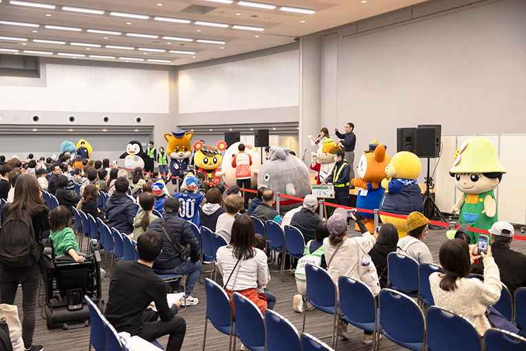 キャラクター大集合～aKIさんといっしょ