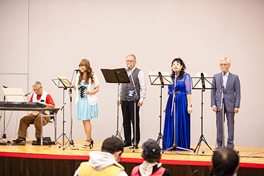 音楽ボランティアグループLilu（ボーカルパフォーマンス）